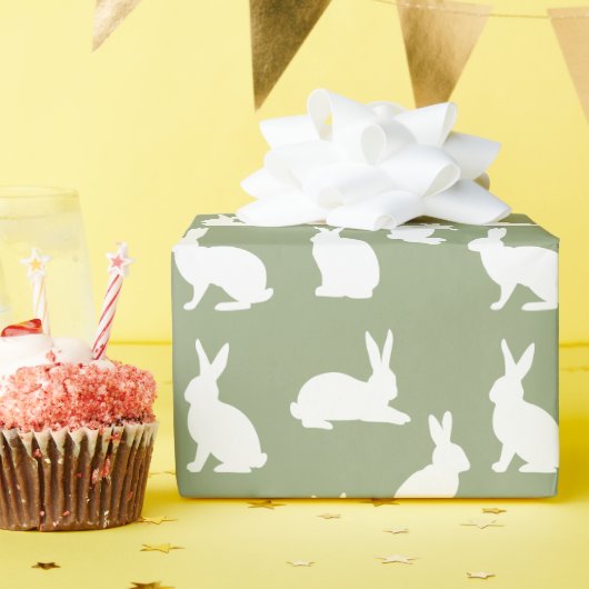 かわいいイースターのセージグリーンと白のウサギ柄 ラッピングペーパー (誕生日パーティー)
