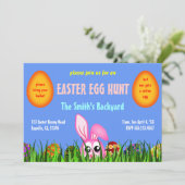 かわいいイースターウサギと卵の草むらのイースターエッグハント招待状 招待状 (スタンド正面)