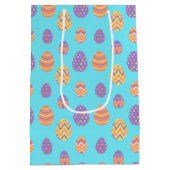 かわいいイースターエッグパターカラフルン春ブルー ミディアムペーパーバッグ (裏面)