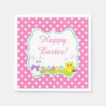 かわいいイースターバニーとシックなイースターエッグ狩り