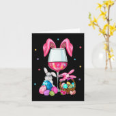 かわいいイースターワインglesバニー耳の女性私を飲む カード (黄色い花)