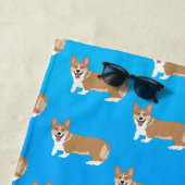 かわいいウェルシュコーギー ビーチタオル (インサイチュ)