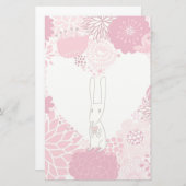 かわいいウサギが付いているロマンチックな花の背景 便箋 (正面/裏面)