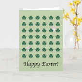 かわいいウサギが庭のクローバーで遊ぶ カード (黄色い花)