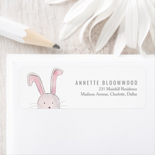 かわいいウサギのウッドランドピンクの女の子の赤ちゃんシャワー ラベル (インサイチュ)