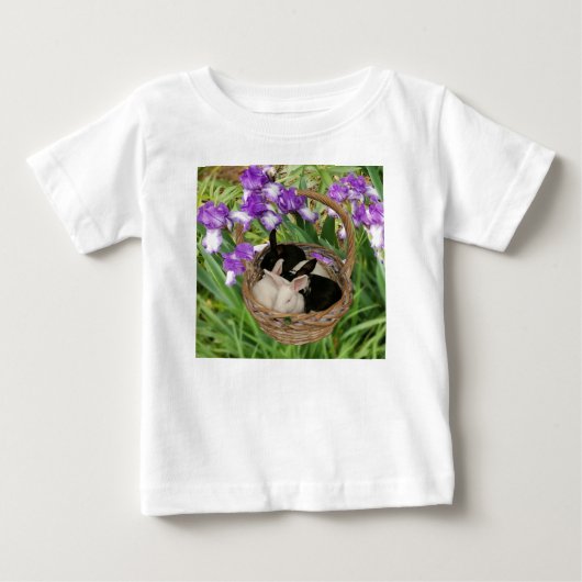 かわいいウサギのバスケット ベビーTシャツ (正面)