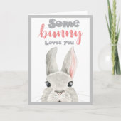 かわいいウサギの水彩画がのぞいているよ「Somebunny Loves You Bunny」 カード (正面)