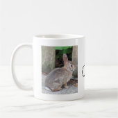 かわいいウサギ写真モノグラム コーヒーマグカップ (左)