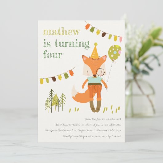 かわいいウッドランドおもしろいパーティーキツネ子供の誕生日写真 招待状 (スタンド正面)