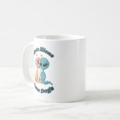 かわいいエイリアンと犬。エイリアンも犬を愛す。かわいい コーヒーマグカップ (正面左)