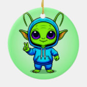 かわいいエイリアンキャラクターポーズを装カラフル着 セラミックオーナメント (裏面)