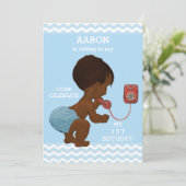 かわいいエスニックボーイ電話で1st誕生日シェブロン 招待状 (スタンド正面)