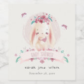 かわいいエレガントピンクのフローラバニー&バーズベビーシャワー ワインラベル (シングルラベル)