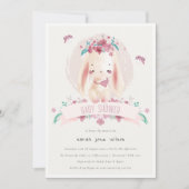 かわいいエレガントピンクのフローラバニー&バーズベビーシャワー 招待状 (正面)