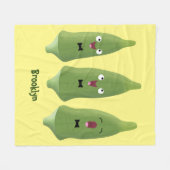 かわいいオクラ野菜の漫画 フリースブランケット (正面(横))