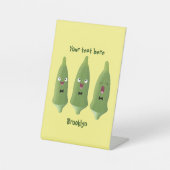 かわいいオクラ野菜の漫画 台座サイン (正面)