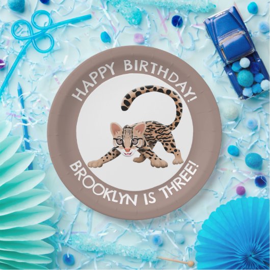 かわいいオセロの漫画のパーソナライズされた誕生日 ペーパープレート (パーティー)