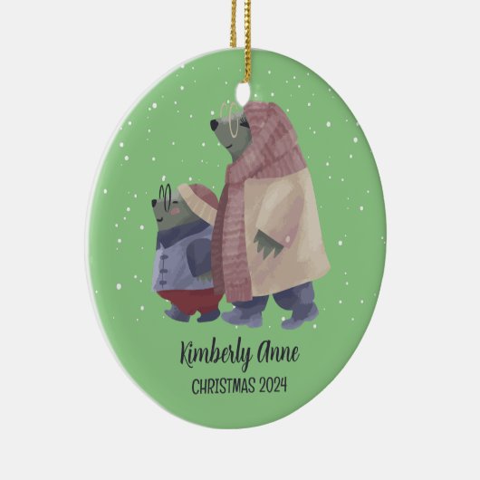 かわいいオッタークリスマス動物の雪の冬の休日 セラミックオーナメント (右)