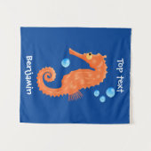 かわいいオレンジ色のシーホースの泡の漫画イラストレーション タペストリー (正面(横))