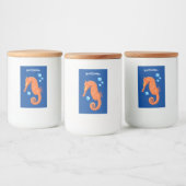 かわいいオレンジ色のシーホースの泡の漫画イラストレーション フードラベル (ボトル)