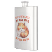 かわいいオレンジ色のタビー猫 – 遅れてごめんなさい フラスク (左)