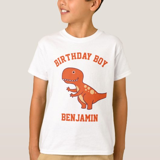 かわいいオレンジ色の恐竜の誕生日パーティー Tシャツ (正面)