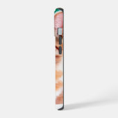 かわいいオレンジ色の猫 iPhone 15ケース (左側面)
