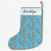 かわいいオレンジ色の金魚の漫画イラストレーション スモールクリスマスストッキング (裏面)