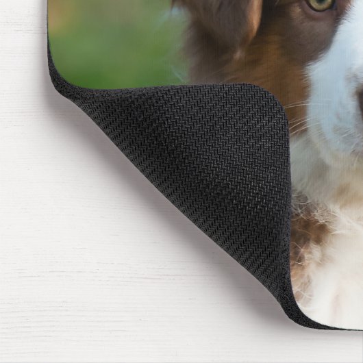 かわいいオーストラリアの羊飼いの子犬 マウスパッド (コーナー)