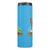 かわいいカエルと蜂の庭の漫画イラストレーション タンブラー (裏面)