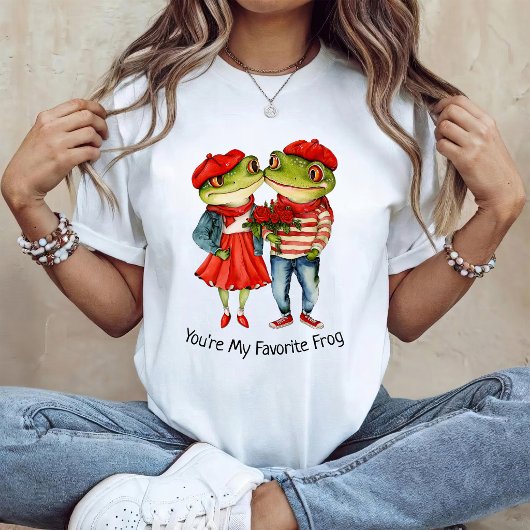 かわいいカエルのカップル Tシャツ