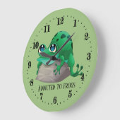 かわいいカエルの恋人を追加文字 ラージ壁時計 (傾斜)