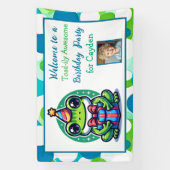かわいいカエルをテーマにした男の子の誕生日パーティー 横断幕 (縦)