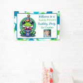 かわいいカエルをテーマにした男の子の誕生日パーティー 横断幕 (インサイチュ)