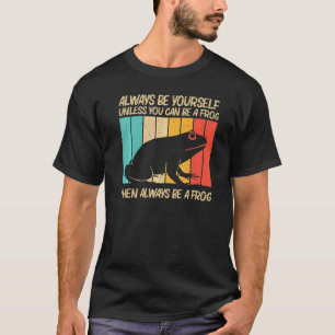 かわいいカエル男性への女性カエルのヒキガエル動物のタ柱 Tシャツ