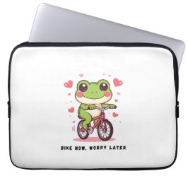かわいいカエル自転車に乗る | 面白いカエル好きギフト ラップトップスリーブ