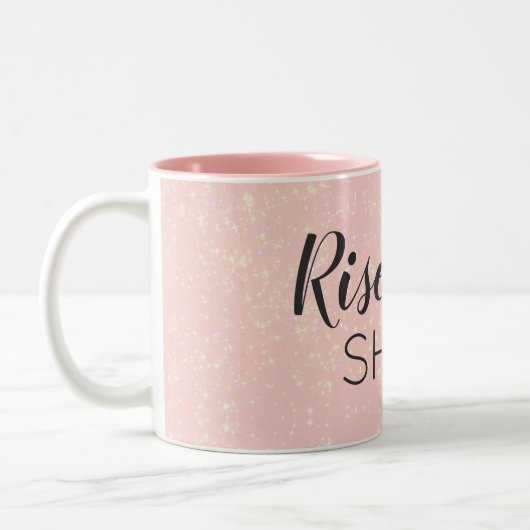かわいいカスタム文字ライズ&シャインピンクのきらめき ツートーンマグカップ (左)