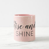 かわいいカスタム文字ライズ&シャインピンクのきらめき ツートーンマグカップ (中央)