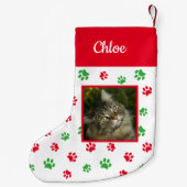 かわいいカスタム猫の写真名赤い緑の前足 スモールクリスマスストッキング (裏面)