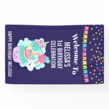 かわいいカップケーキとハッピーアイスクリーム誕生日