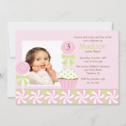 かわいいカップケーキの写真を使った誕生日招待状 招待状 (正面)