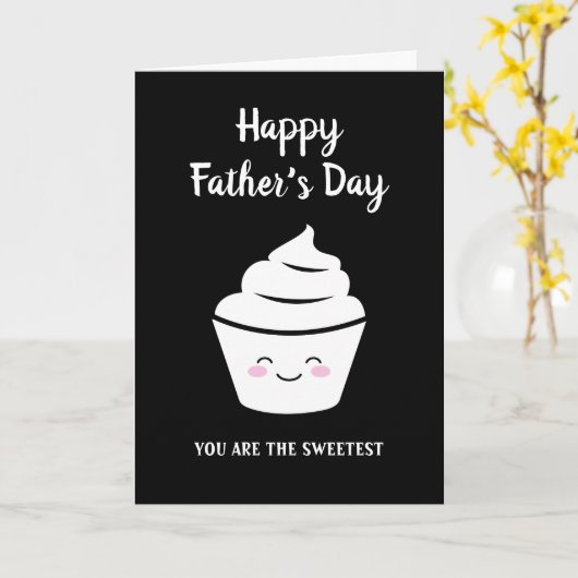 かわいいカップケーキの父の日カード カード (黄色い花)