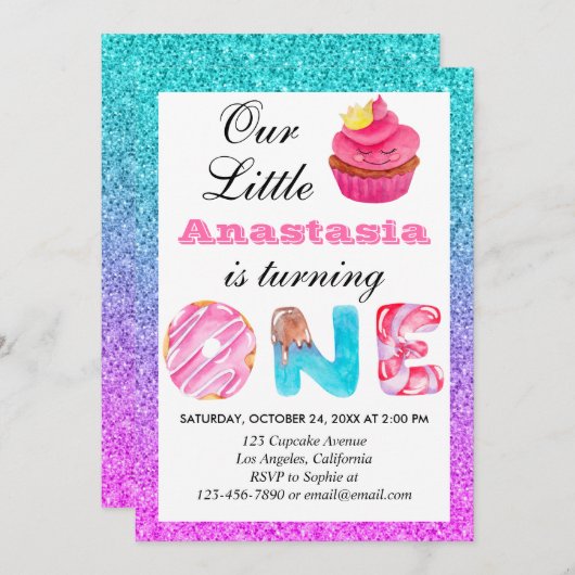かわいいカップケーキブルーパープルグリッター1st誕生日ワン 招待状 (正面/裏面)