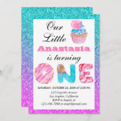 かわいいカップケーキブルーパープルグリッター1st誕生日ワン 招待状 (正面/裏面)