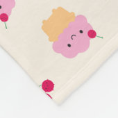 かわいいカップケーキ&さくらんぼ フリースブランケット (角)