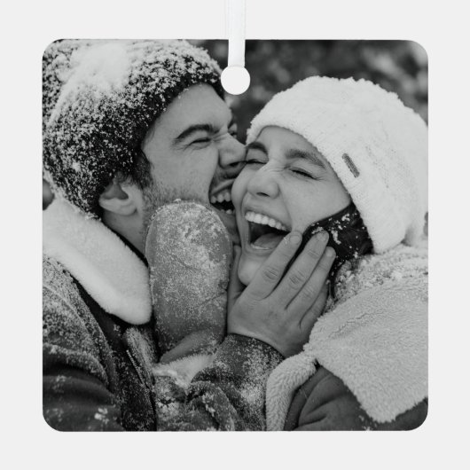 かわいいカップルの右にスワイプ メタルオーナメント (裏面)