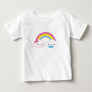 かわいいカップル雲と虹 ベビーTシャツ