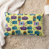 かわいいカメラのパターン ランバークッション (ブランケット)