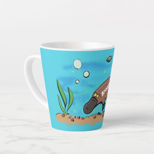 かわいいカモノハシのスイミングアニメ カフェラテマグ (左アングル)