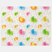 かわいいカラフルな歌う鳥&音符のパターン フリースブランケット (正面(横))